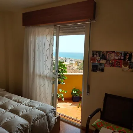 Pedregalejo Homestay *