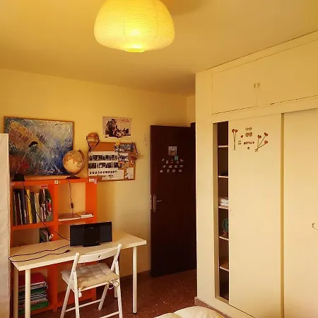 Pedregalejo Homestay *